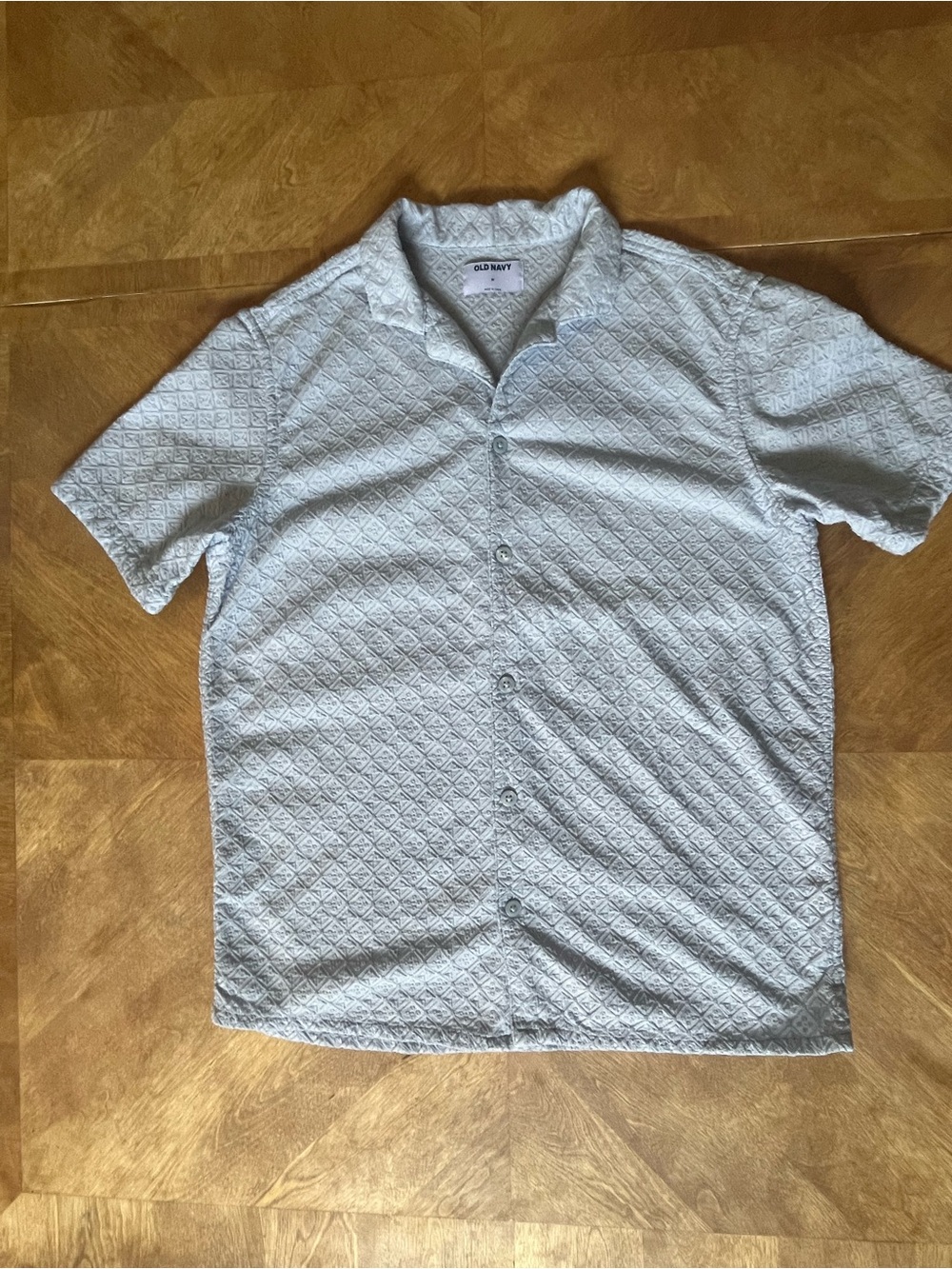Old Navy Men’s Medium Textured Light Blue Camp Collar Button-Up Shirt